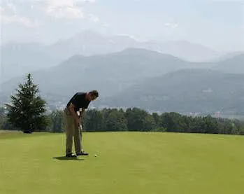 Le Clos Du 5 - 3* Bagneres-de-Bigorre